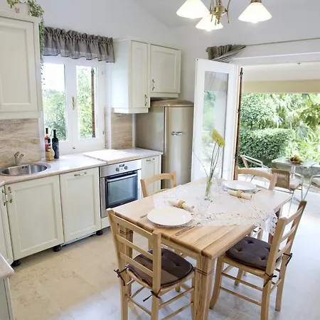 Apartament Beni *
