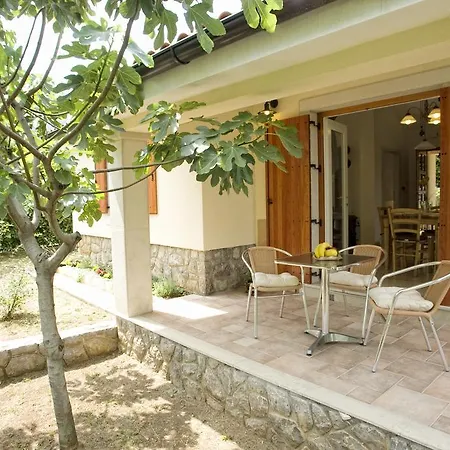 Apartment Beni