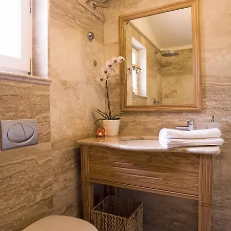 贝尼公寓 公寓 *