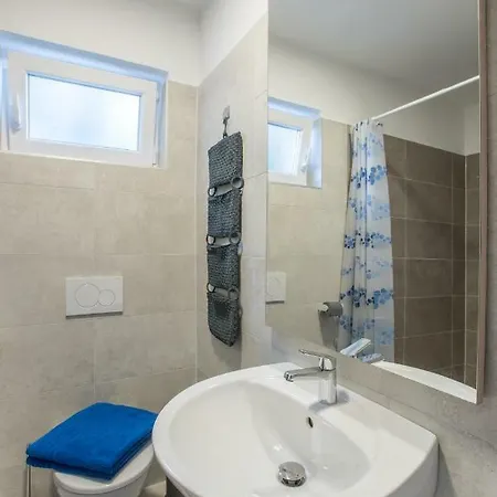 Beni Apartment *